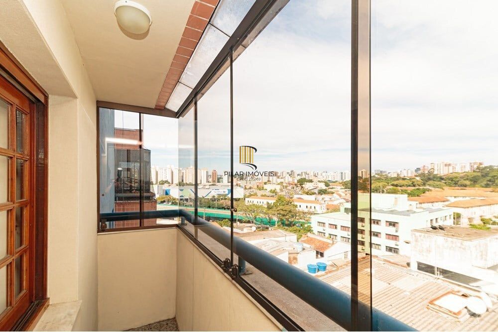 Cobertura 4 dormitórios no bairro Passo da Areia