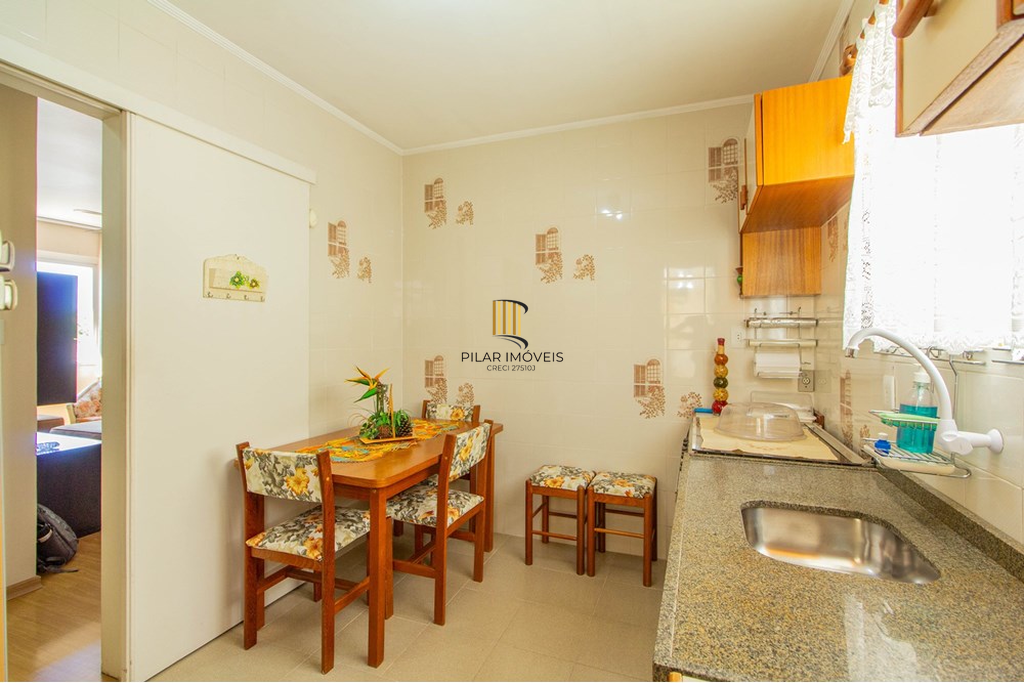 Apartamento 2 dormitórios no bairro Vila Ipiranga