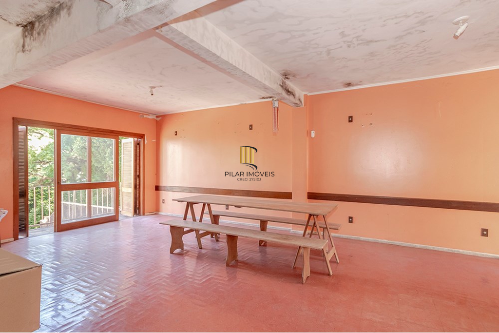 Casa 3 dormitórios no bairro Menino Deus