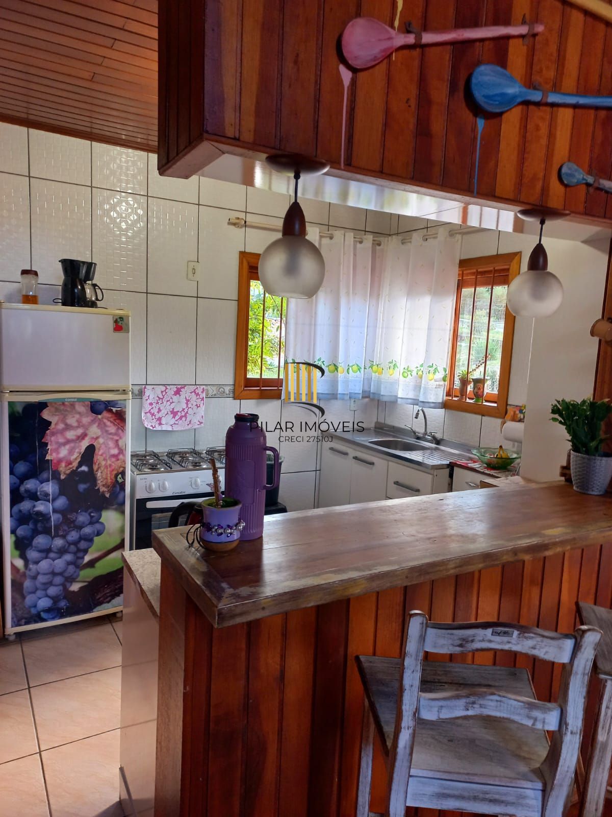 Excelente casa, 03 dorm com suite, 150 m²