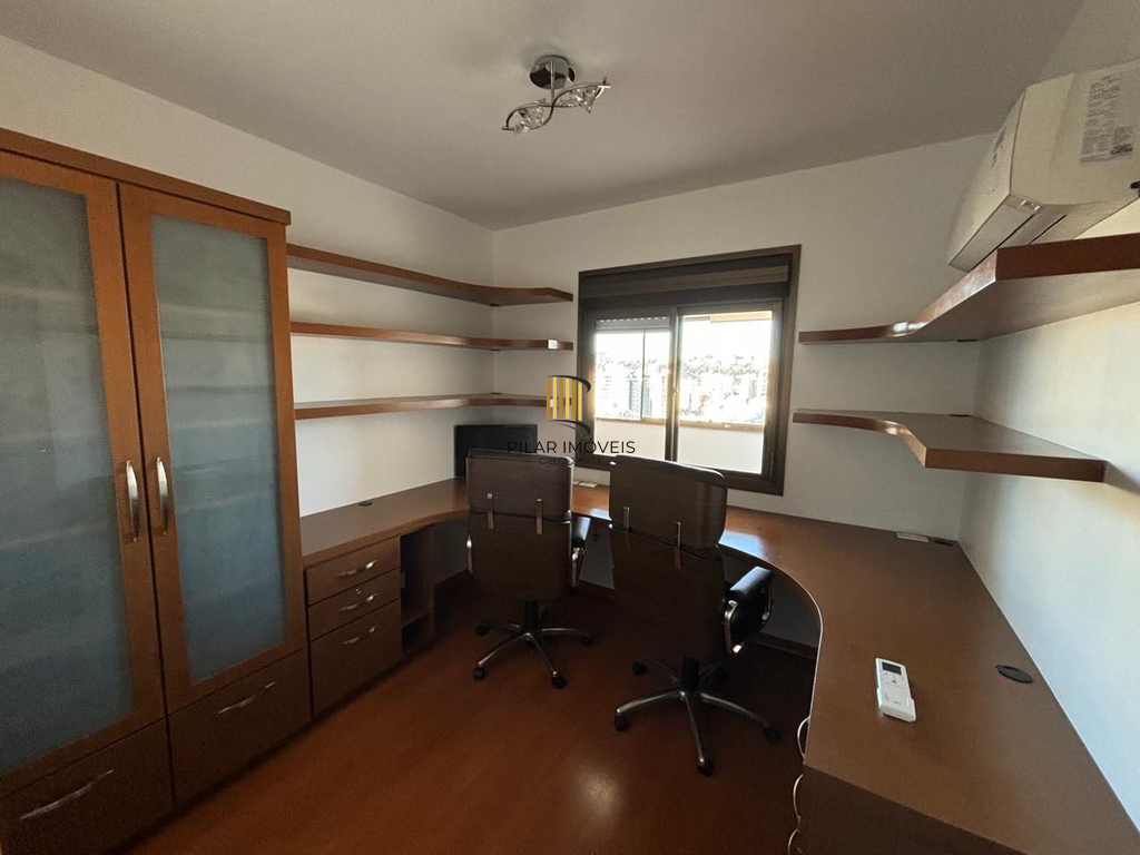 Apartamento 3 dormitórios no bairro Menino Deus