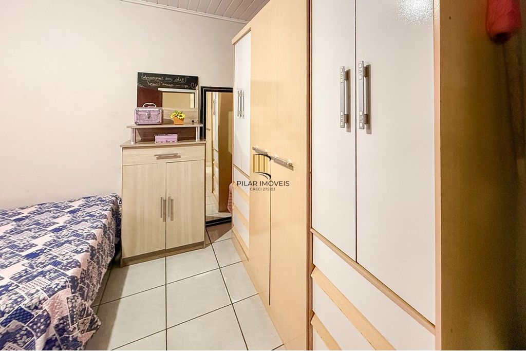 Casa 2 dormitórios no bairro Capão da Cruz