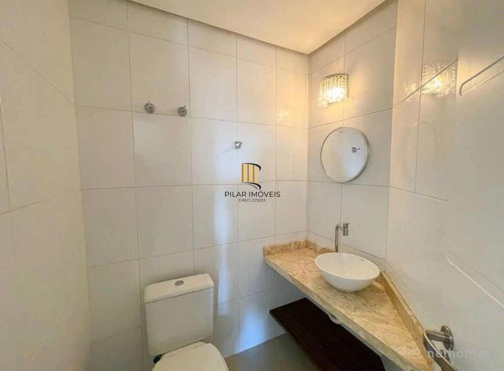 Apartamento 4 dormitórios no bairro Centro