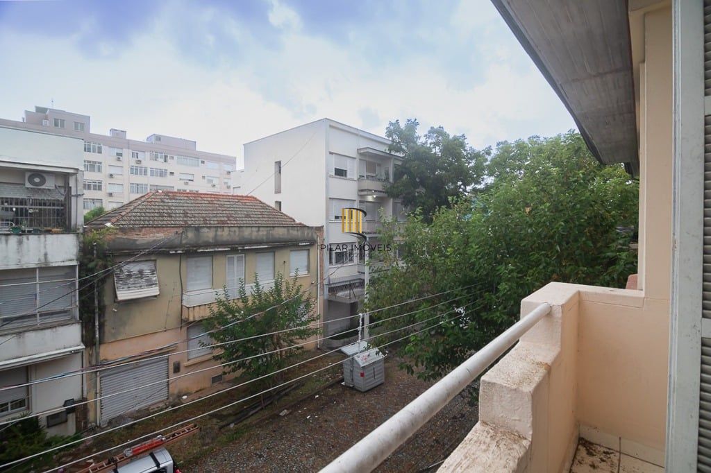 Apartamento 2 dormitórios no bairro Azenha