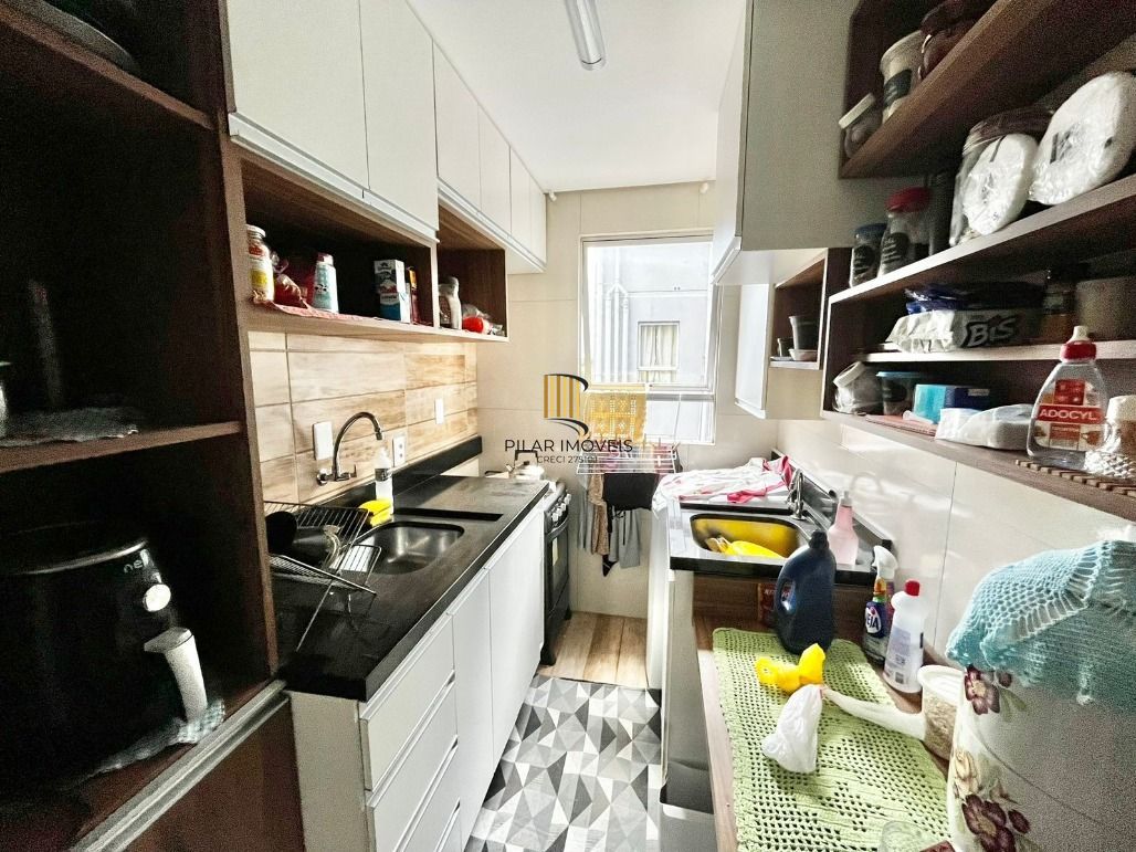 Apartamento 2 dormitórios no bairro Rubem Berta