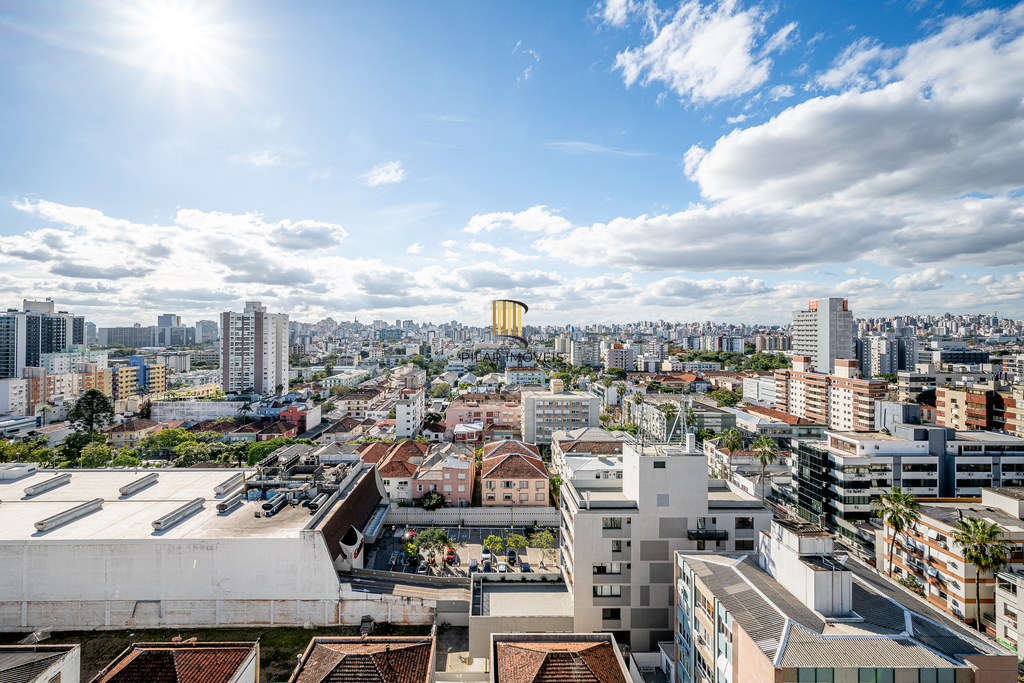 Cobertura 4 dormitórios no bairro Menino Deus