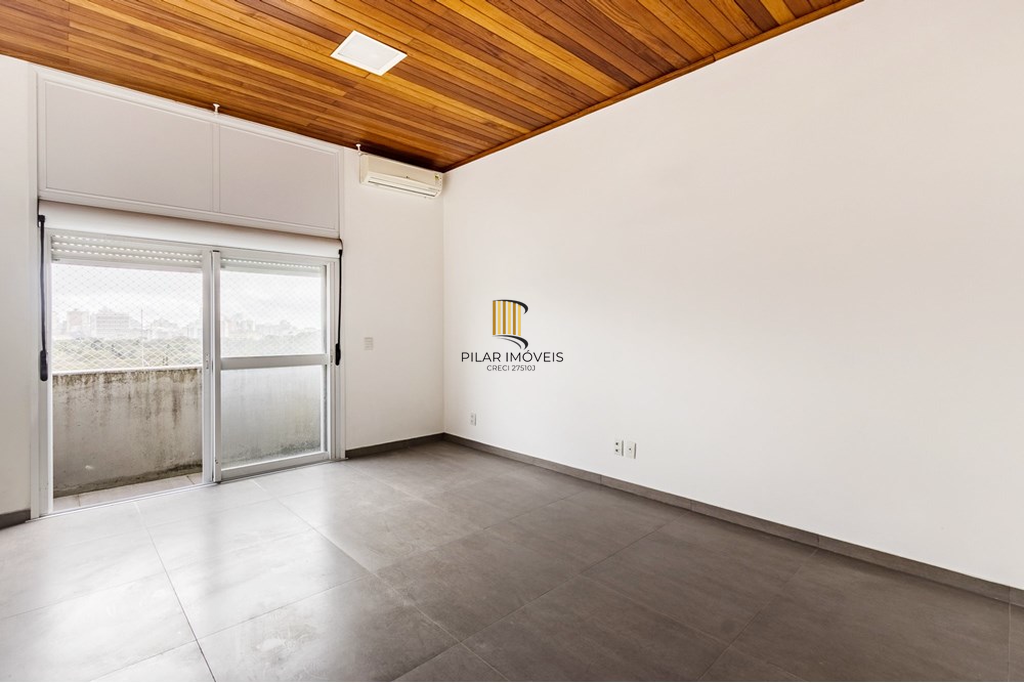 Apartamento 4 dormitórios no bairro Cidade Baixa