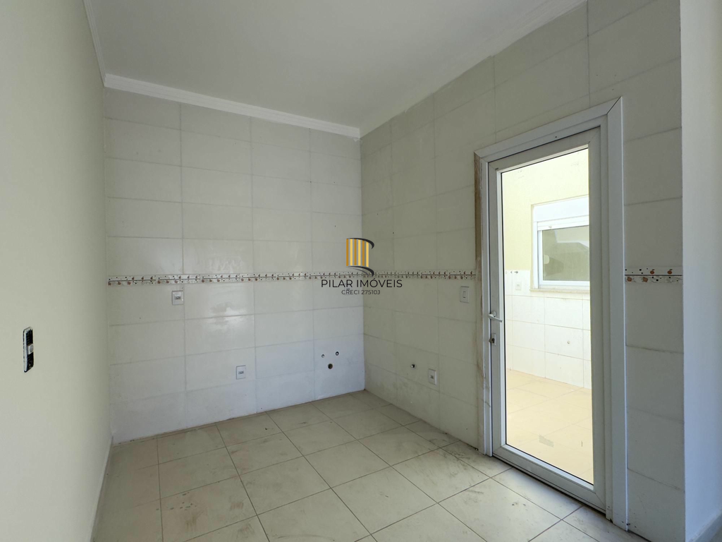 Casa de Condomínio 2 dormitórios no bairro Olaria