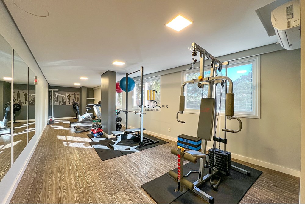 Apartamento 2 dormitórios no bairro Azenha