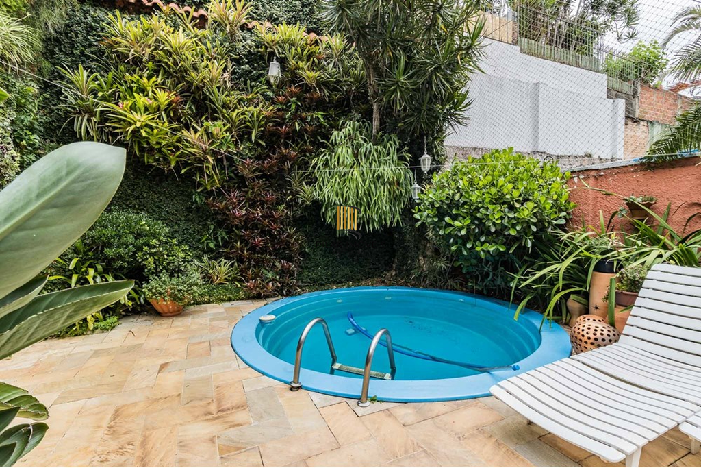 Casa 3 dormitórios no bairro Jardim Sabará