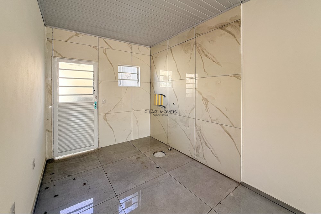 Casa 2 dormitórios no bairro Guajuviras