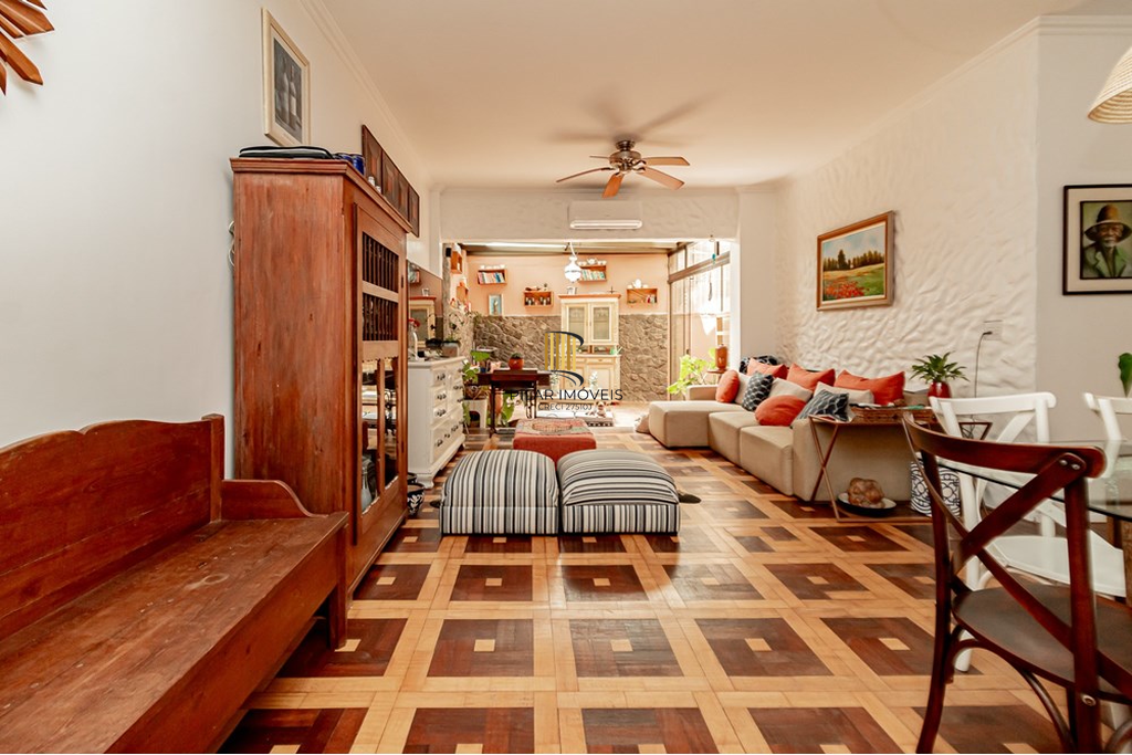 Apartamento 3 dormitórios no bairro Centro Histórico