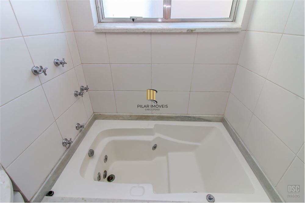 Apartamento 4 dormitórios no bairro Centro Histórico