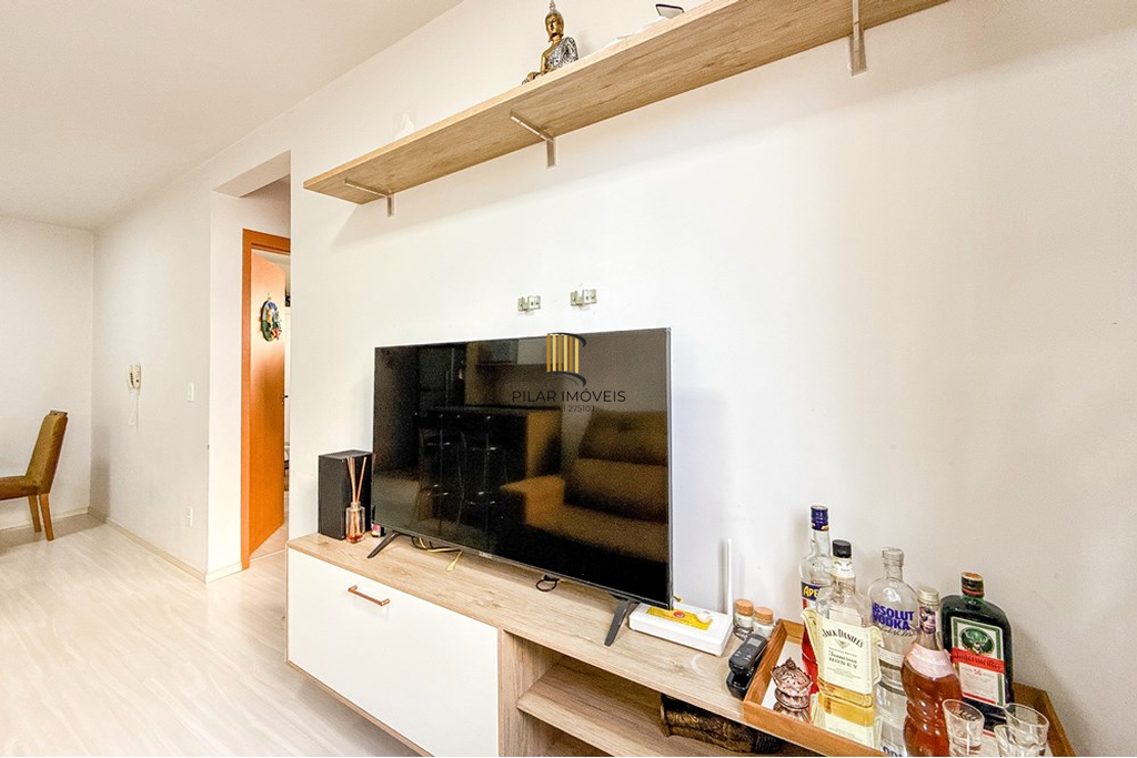 Apartamento 2 dormitórios no bairro Olaria