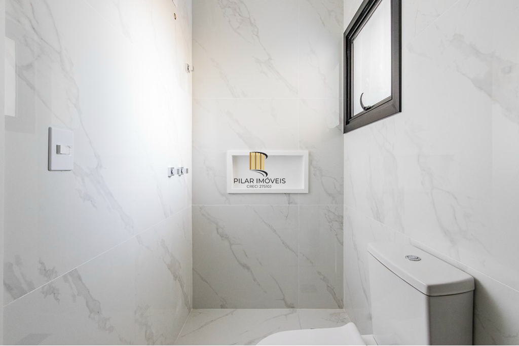 Casa 3 dormitórios no bairro Morro Santana