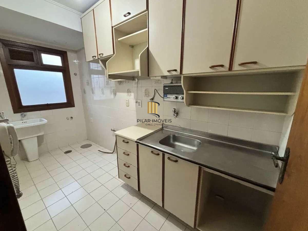 Apartamento 2 dormitórios no bairro Bom Fim