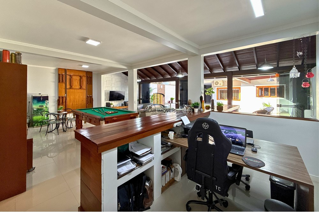 Casa 4 dormitórios no bairro São José