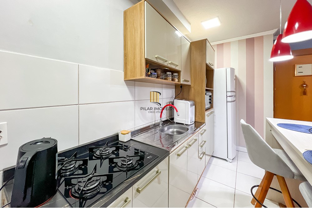Apartamento 2 dormitórios no bairro Olaria