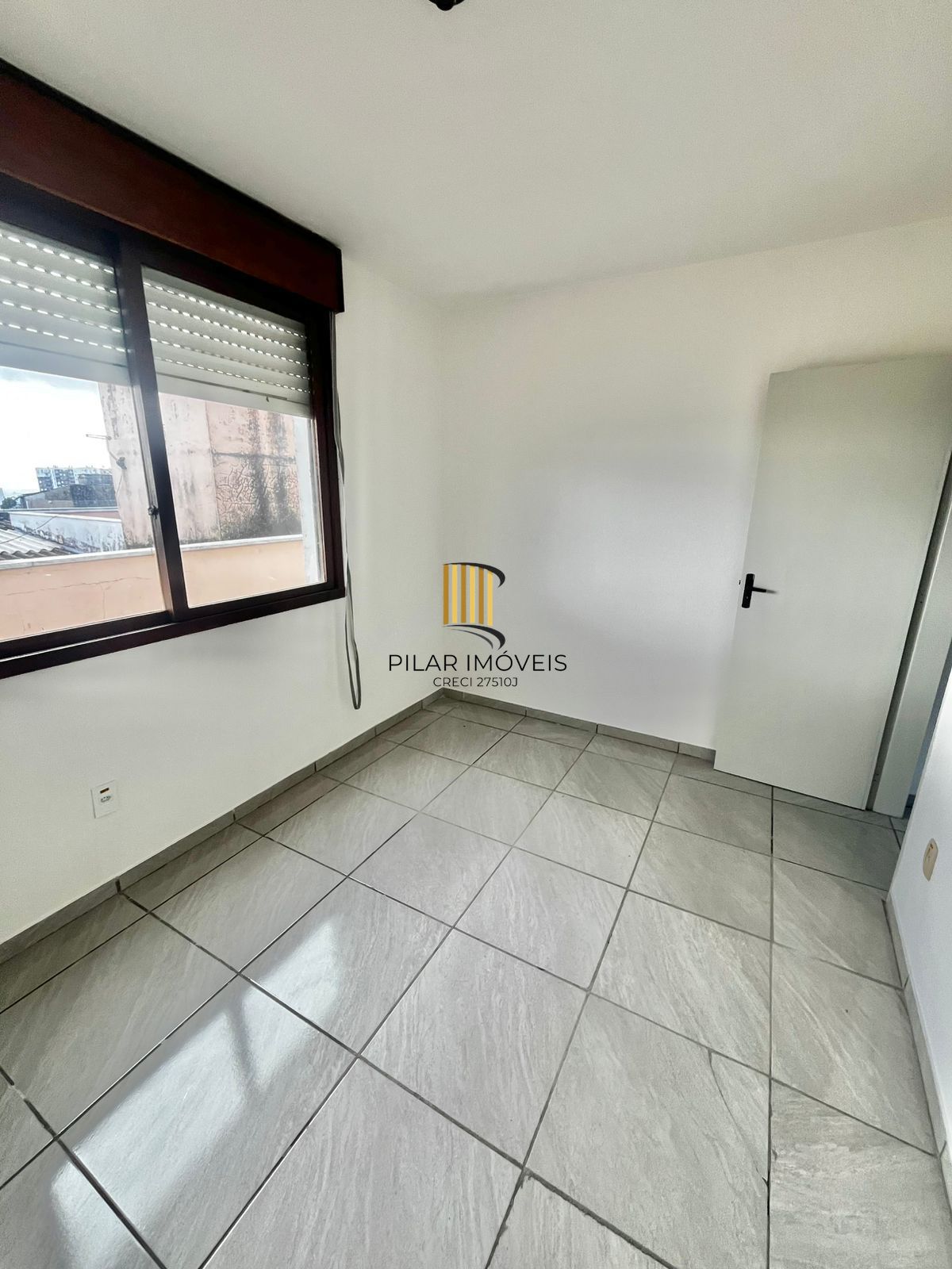 Apto 01 dormitório, no bairro Vila Jardim, com 39 m², vista definitiva, sol