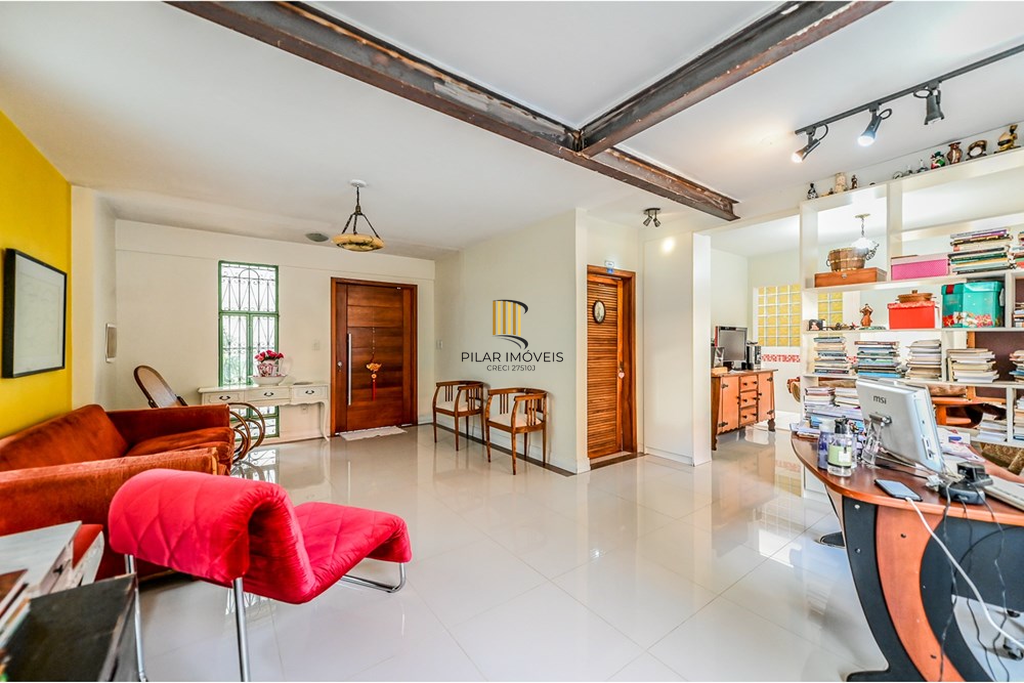 Casa de Condomínio 4 dormitórios no bairro Santa Tereza