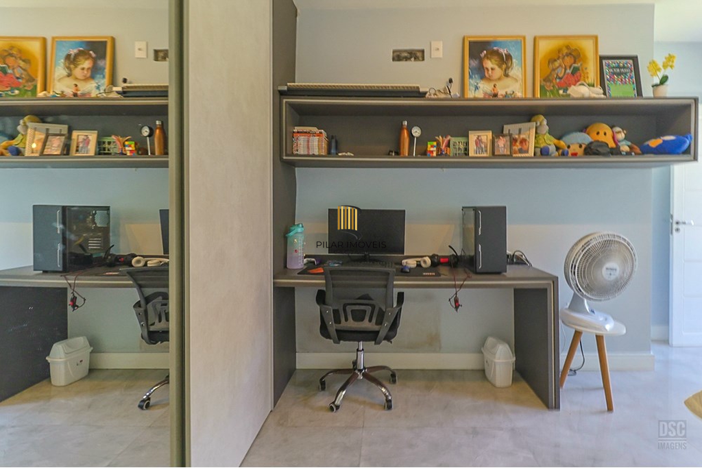 Casa 3 dormitórios no bairro Ipanema