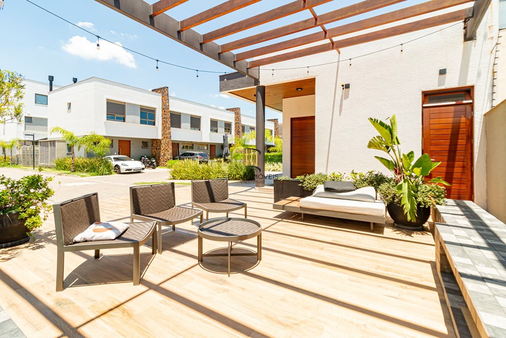 Casa de Condomínio 4 dormitórios no bairro Jardim Itu