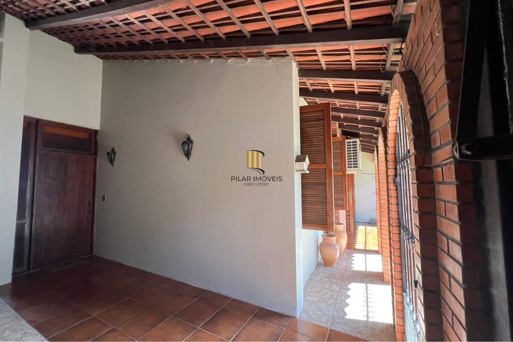 Casa 3 dormitórios no bairro Santana