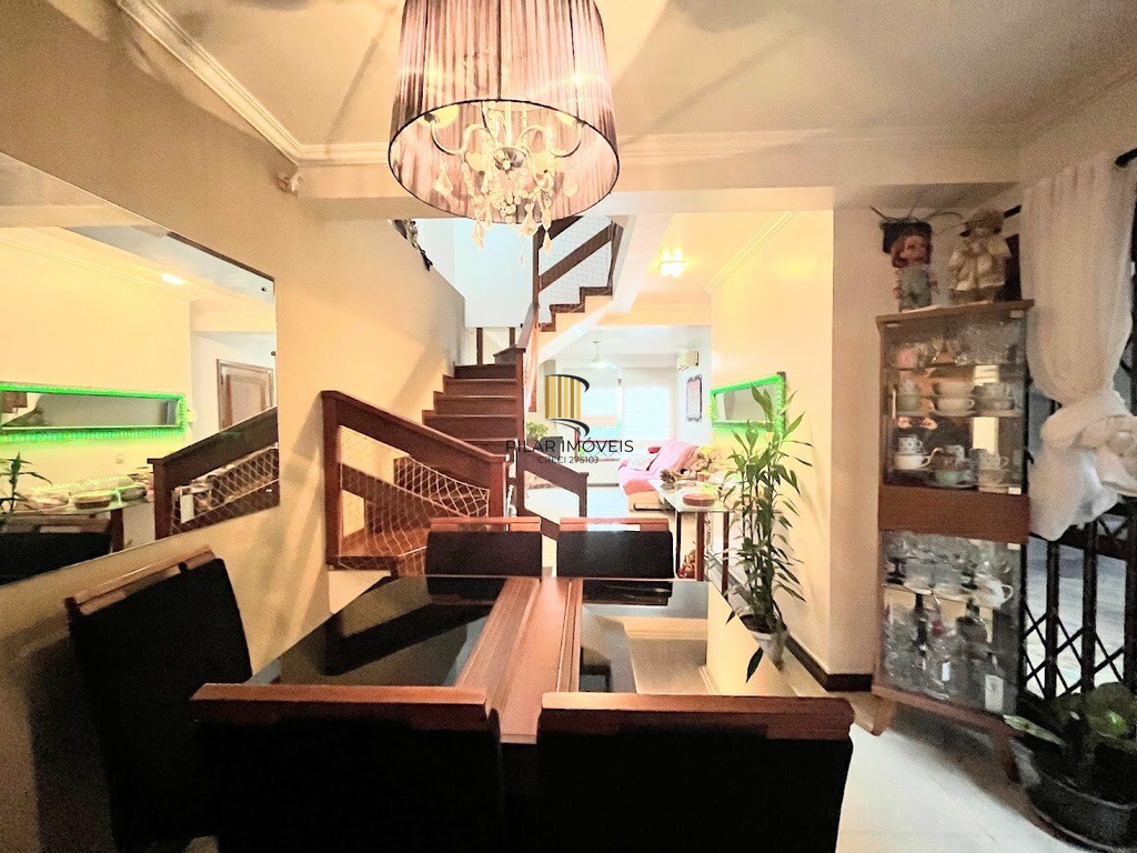 Casa 3 dormitórios no bairro Espírito Santo