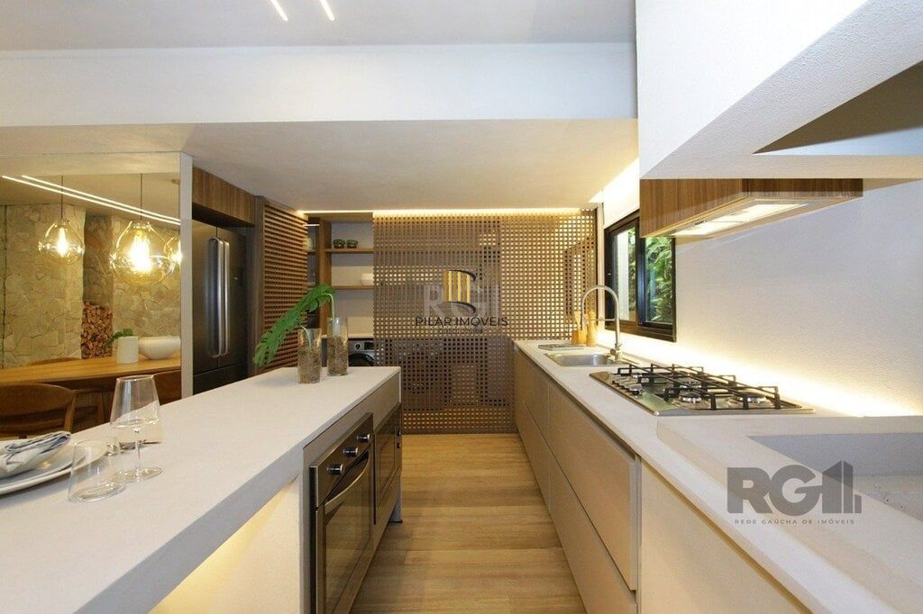 Apartamento 3 dormitórios no bairro Menino Deus