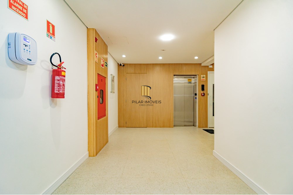 Apartamento 2 dormitórios no bairro Bom Fim