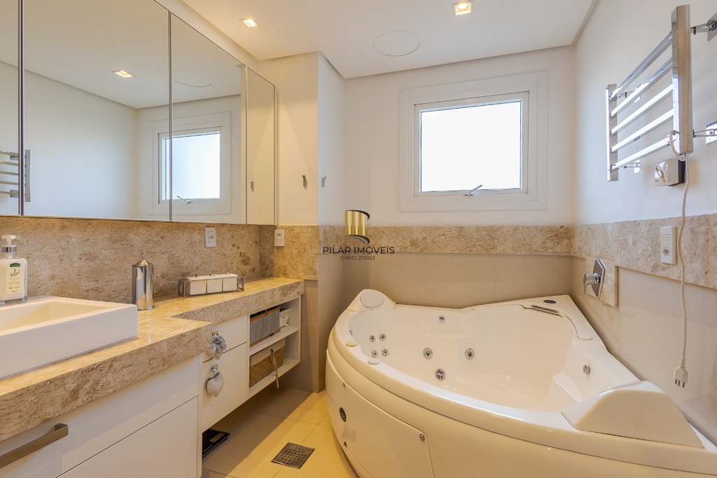 Apartamento 3 dormitórios no bairro Bela Vista