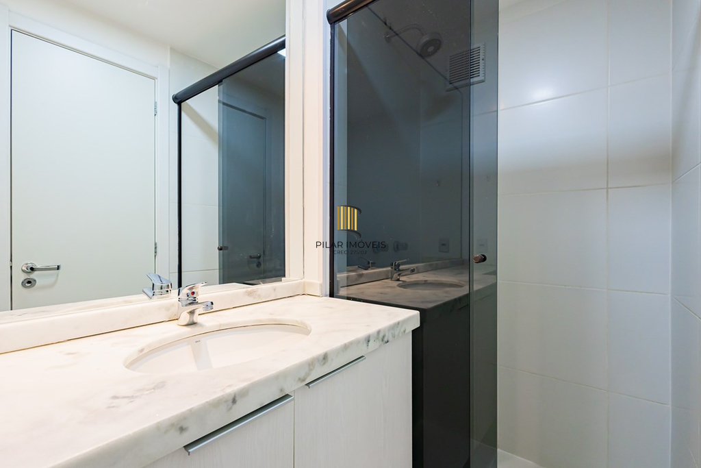 Apartamento 3 dormitórios no bairro Vila Ipiranga