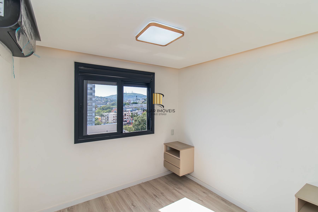 Apartamento 2 dormitórios no bairro Menino Deus