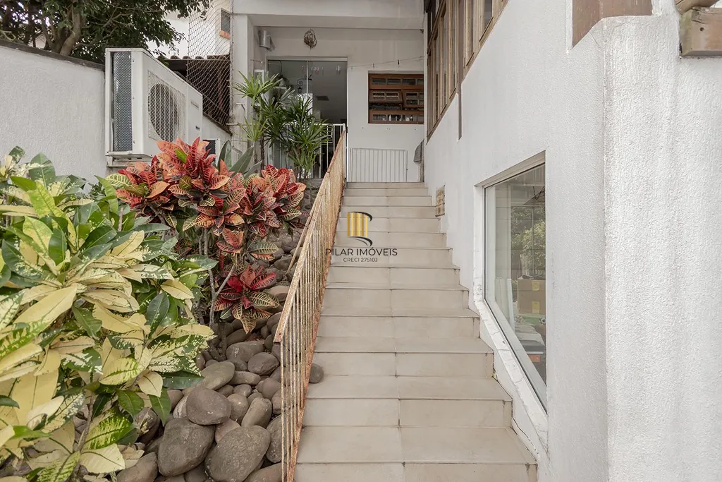 Casa de Condomínio 3 dormitórios no bairro Nonoai