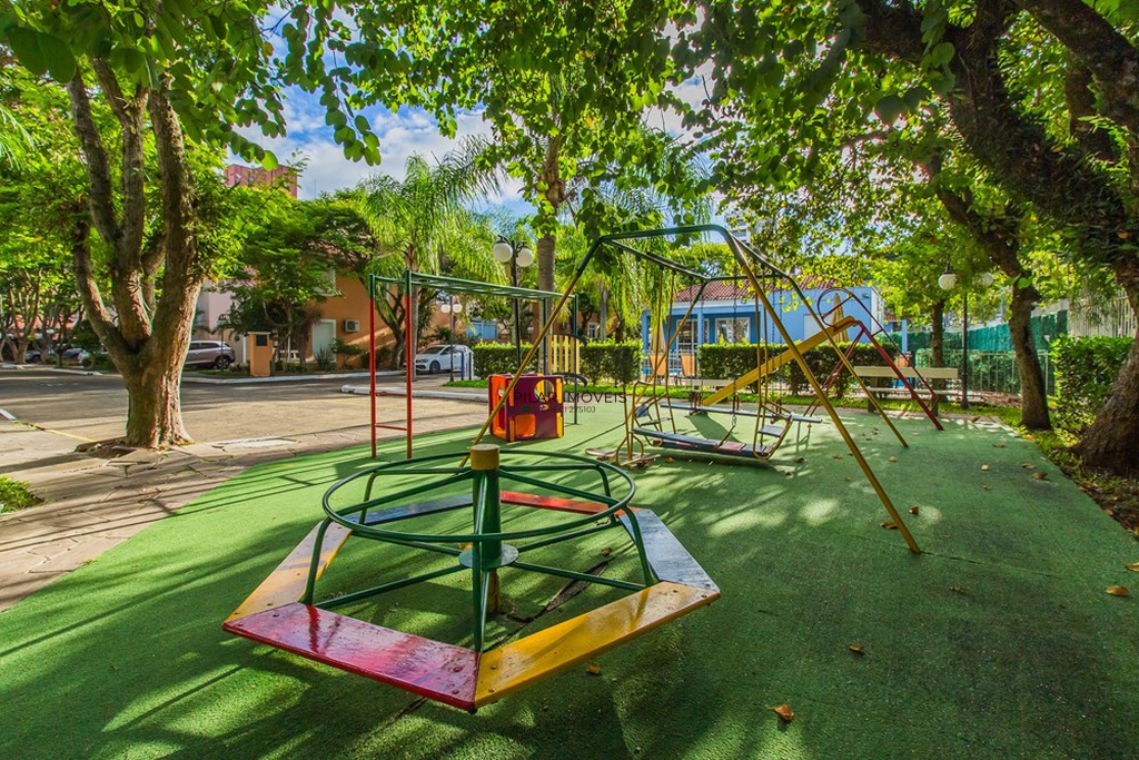 Casa de Condomínio 3 dormitórios no bairro Marechal Rondon