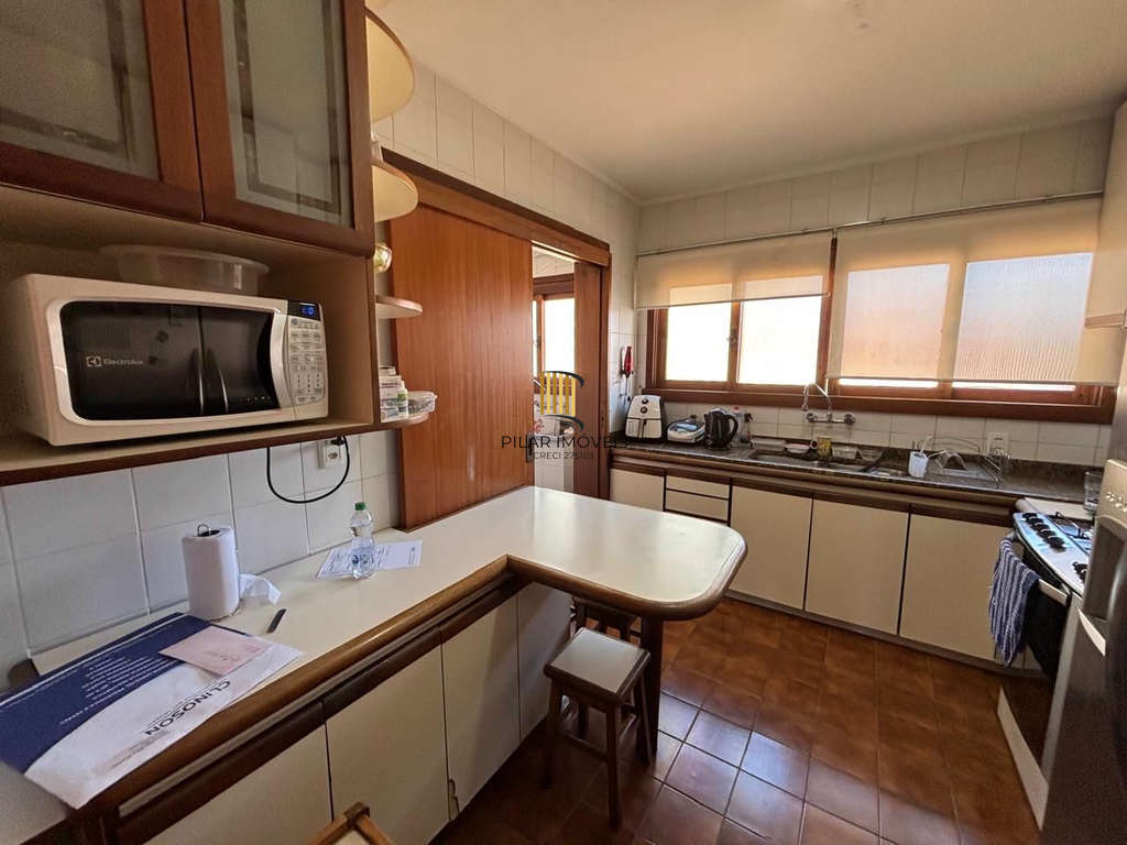 Apartamento 3 dormitórios no bairro Mont Serrat