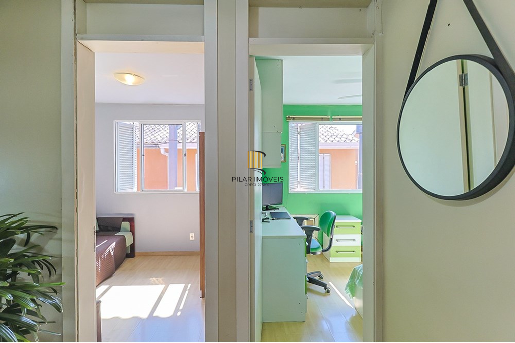 Casa de Condomínio 4 dormitórios no bairro Jardim Itu Sabará