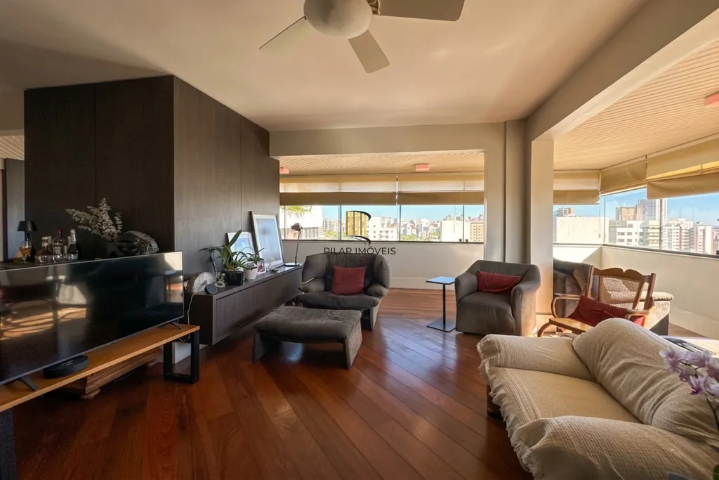 Apartamento 3 dormitórios no bairro Mont Serrat