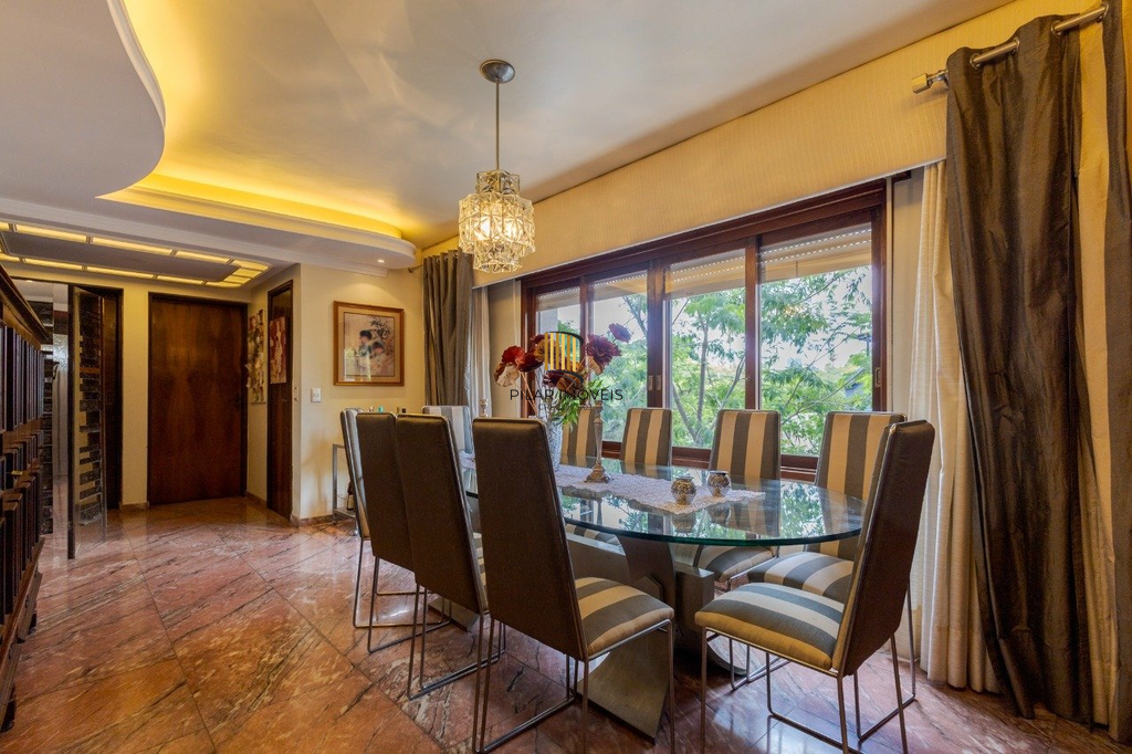 Apartamento 3 dormitórios no bairro Farroupilha