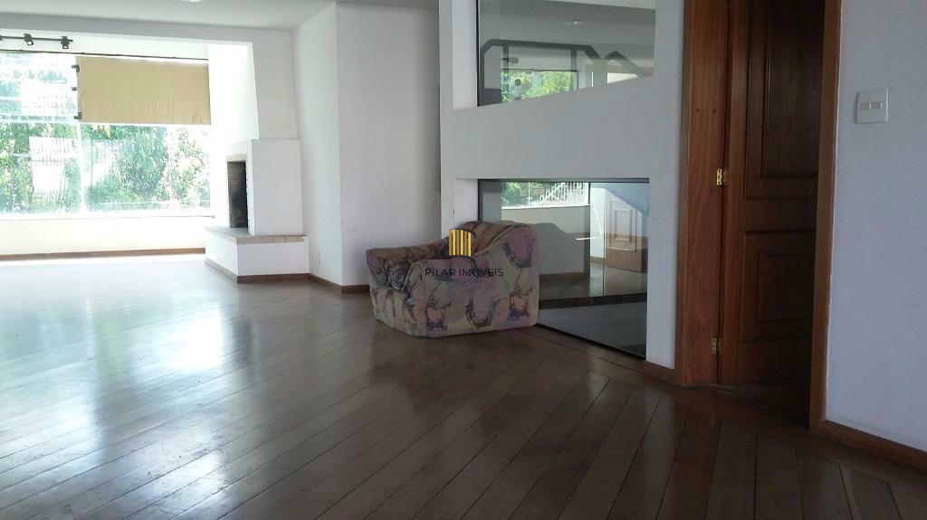 Casa 4 dormitórios no bairro Partenon