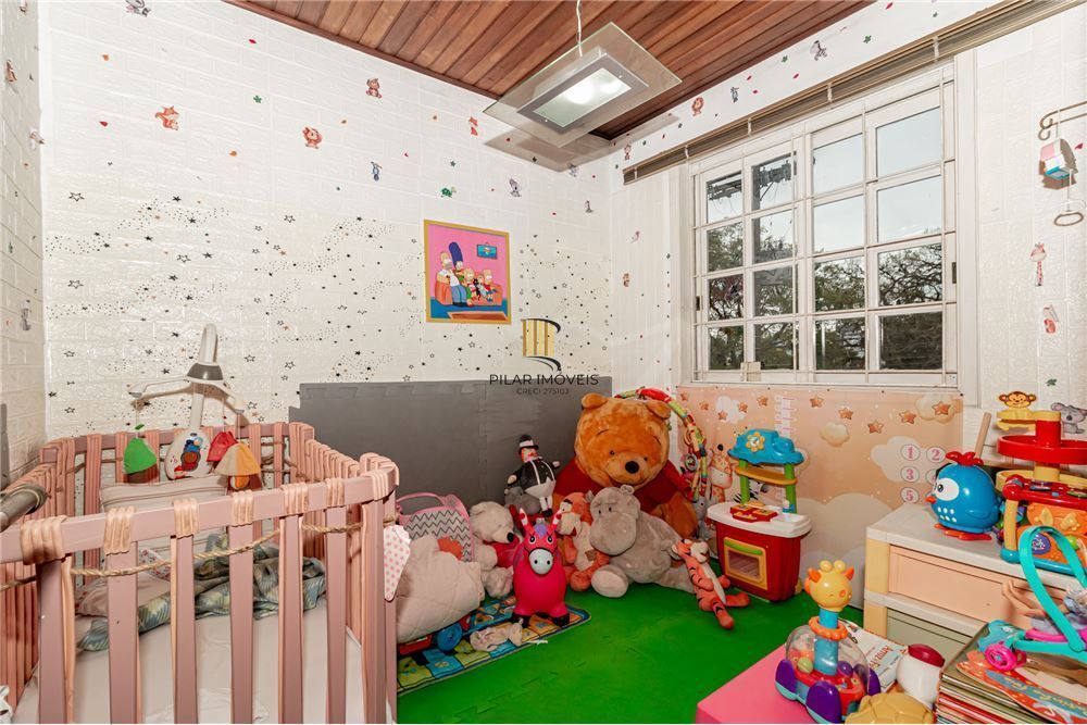 Casa 6 dormitórios no bairro Boa Vista