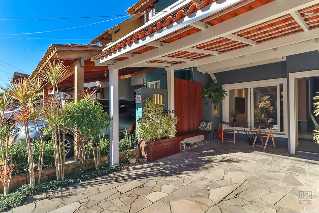 Casa de Condomínio 3 dormitórios no bairro Ipanema