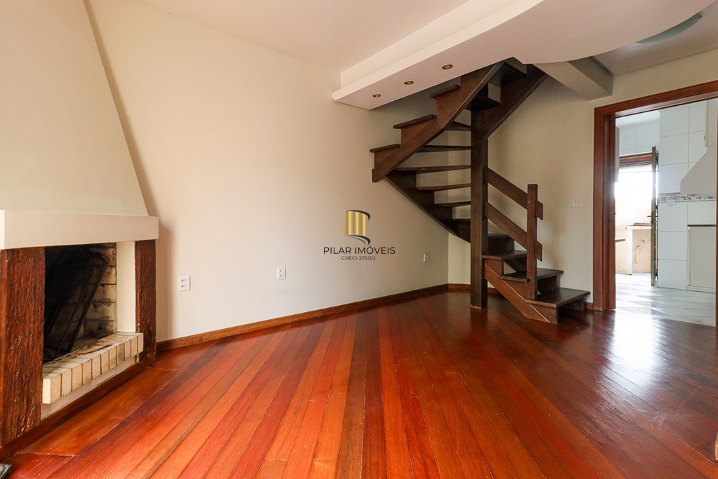 Casa de Condomínio 3 dormitórios no bairro Jardim Itu