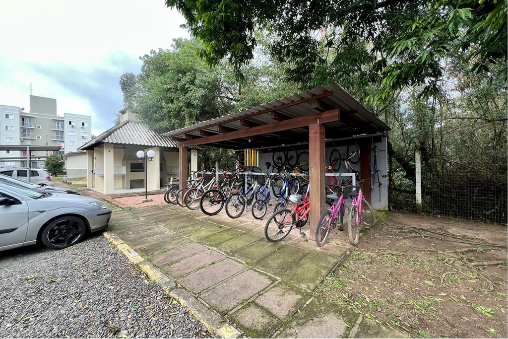 Apartamento 2 dormitórios no bairro Olaria
