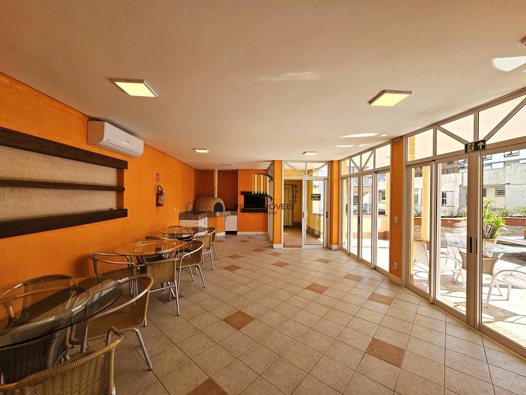 Apartamento 3 dormitórios no bairro Menino Deus