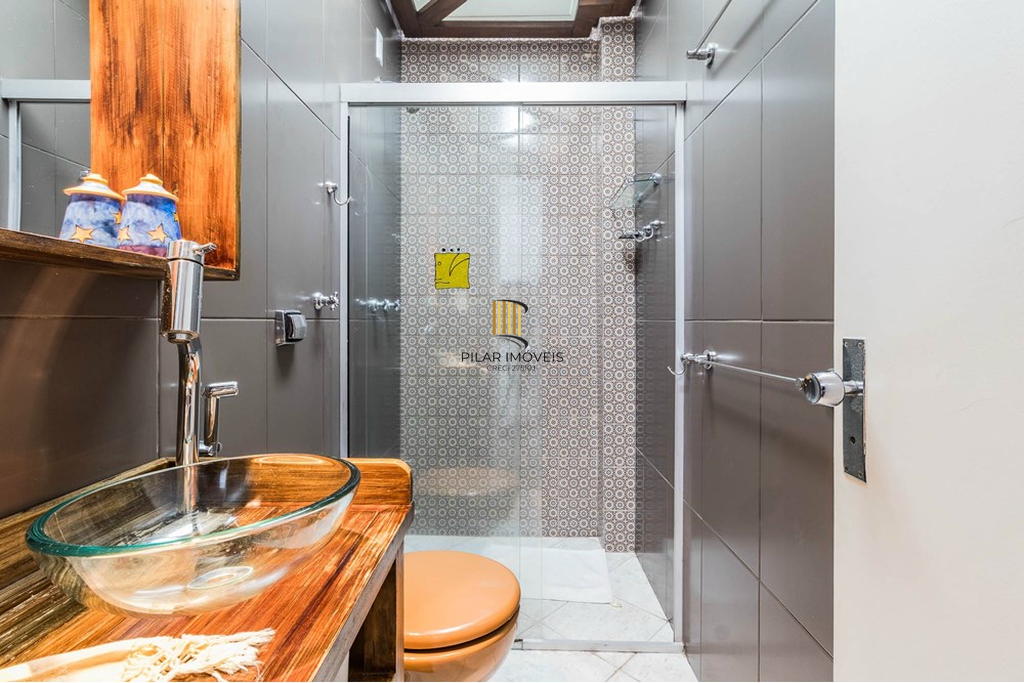 Casa 3 dormitórios no bairro Jardim Itu Sabará