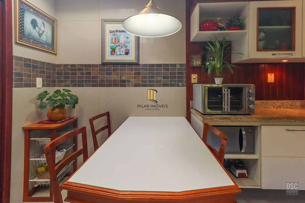 Casa 3 dormitórios no bairro Passo da Areia