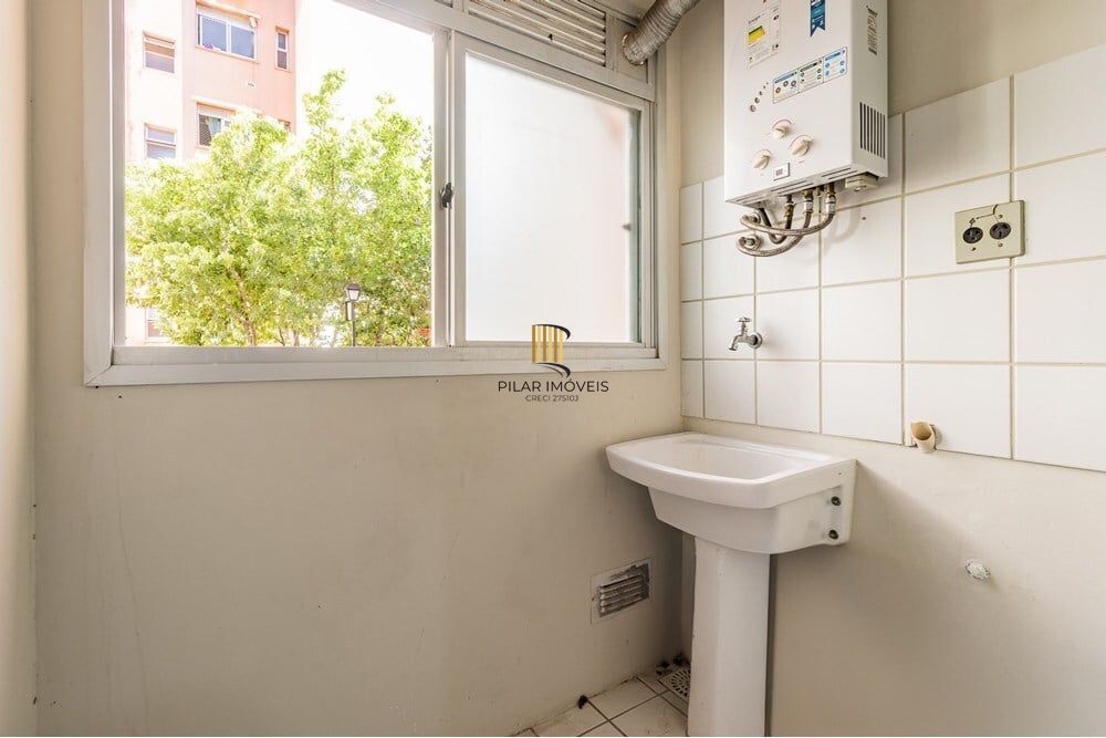 Apartamento 2 dormitórios no bairro Jardim Carvalho