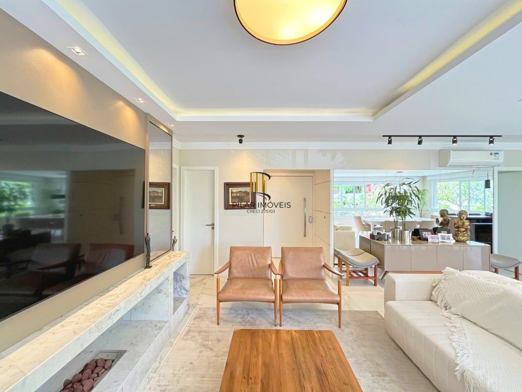 Apartamento 3 dormitórios no bairro Petrópolis