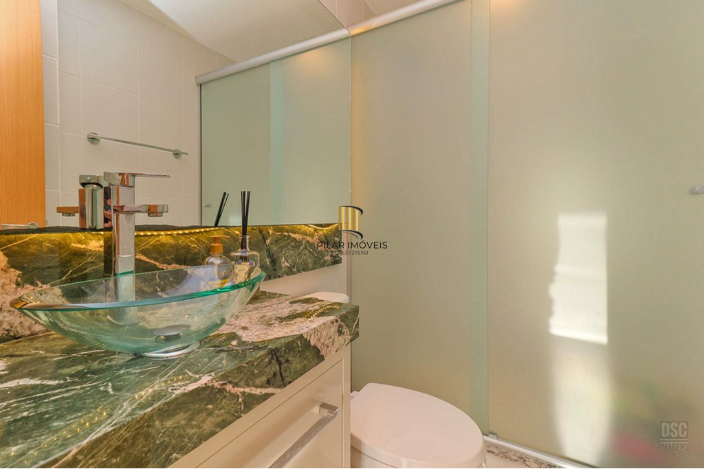 Apartamento 2 dormitórios no bairro Passo da Areia